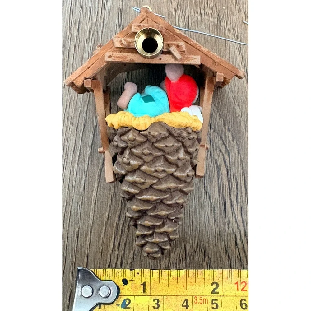 Hallmark Ornament Chris Mouse Dreams #2 Sleeping in Pinecone Nest 1986 No Light